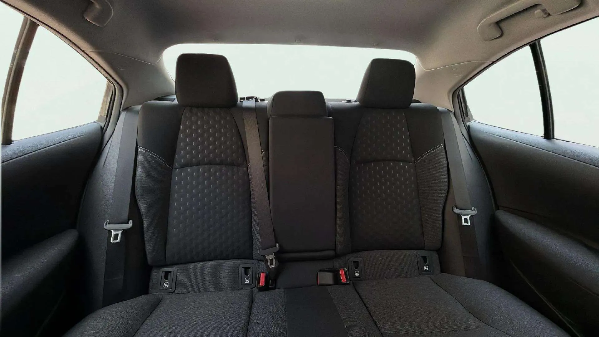 Toyota Corolla 140H Eco - foto 24
