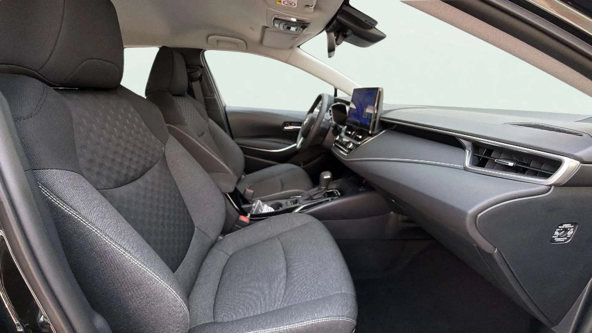 Toyota Corolla 140H Eco - foto 22