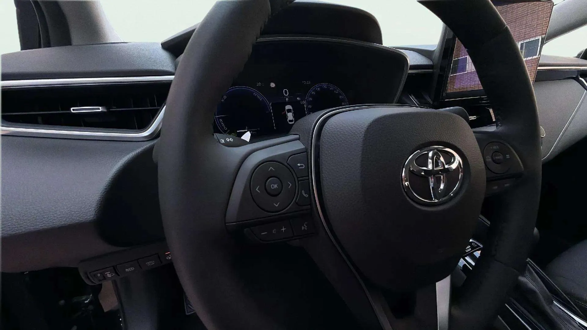 Toyota Corolla 140H Eco - foto 18