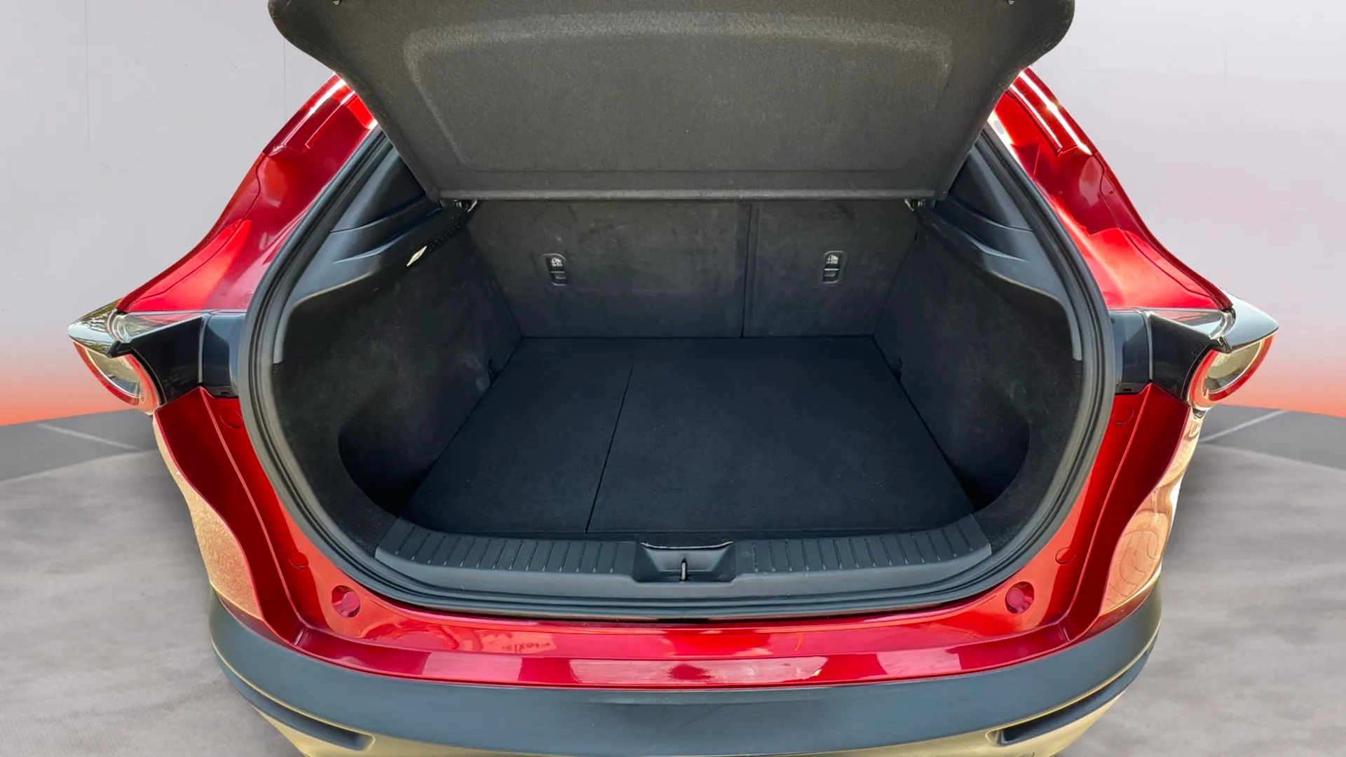 Mazda CX-30 2.5L e-Skyactiv G MHEV Centre-Line - foto 28