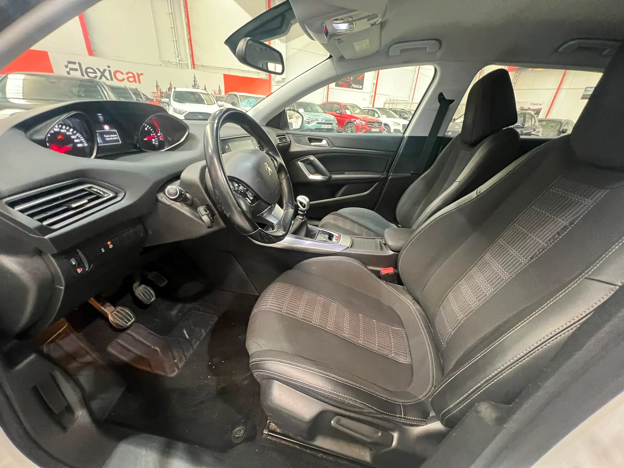 Peugeot 308 Access BlueHDi - foto 16