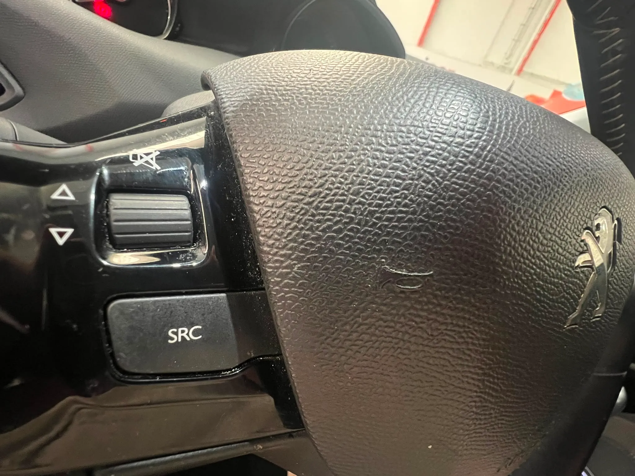 Peugeot 308 Access BlueHDi - foto 9