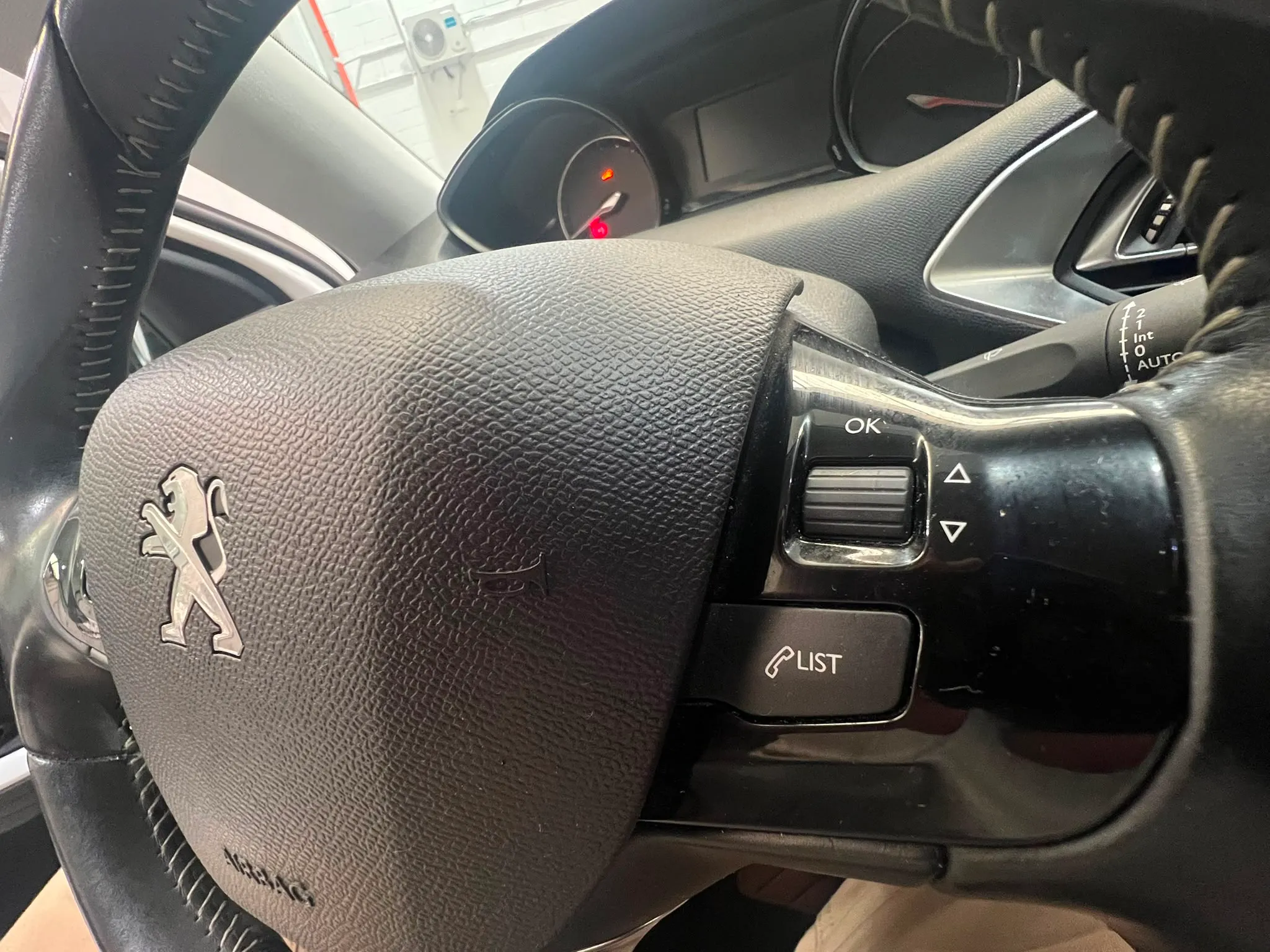 Peugeot 308 Access BlueHDi - foto 10