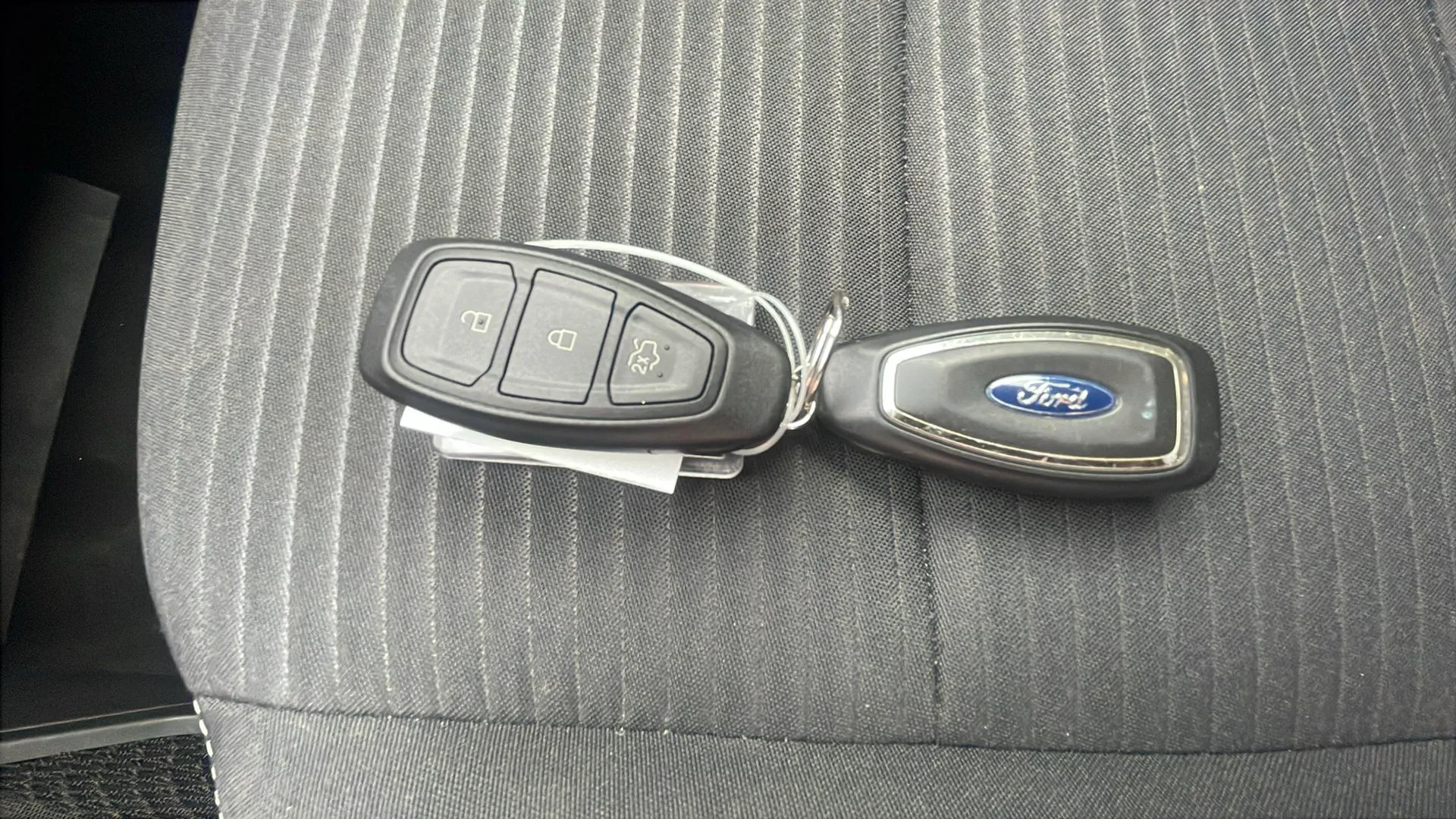 Ford Kuga ST-Line 1.5T EcoBoost - foto 20