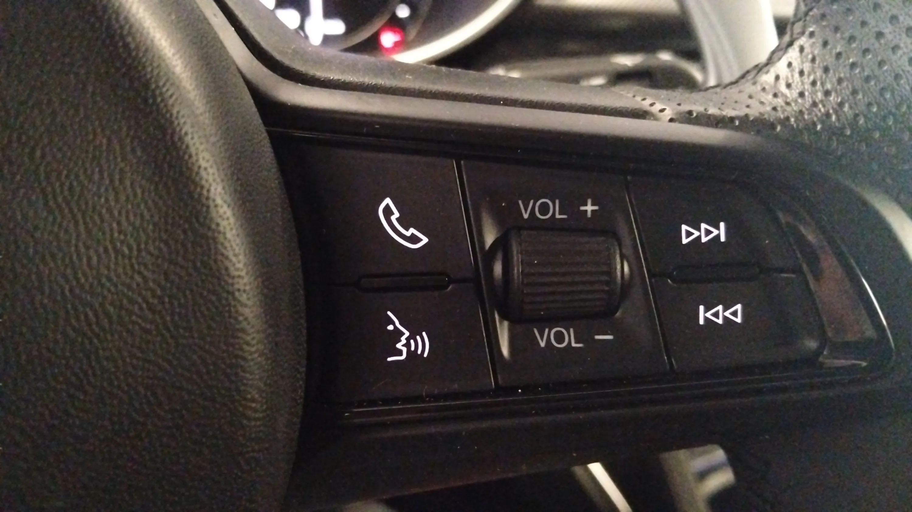 Alfa Romeo Stelvio 2.0 Gasolina Sprint Q4 - foto 18