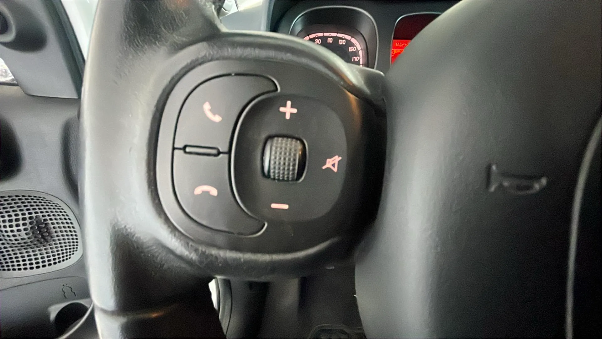 Fiat Panda Cross 1.0 Hybrid - foto 22