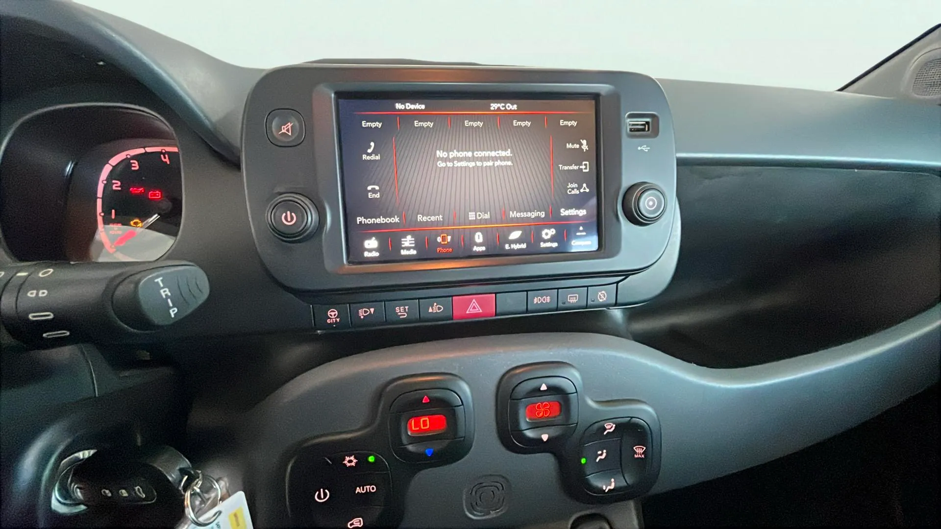 Fiat Panda Cross 1.0 Hybrid - foto 24
