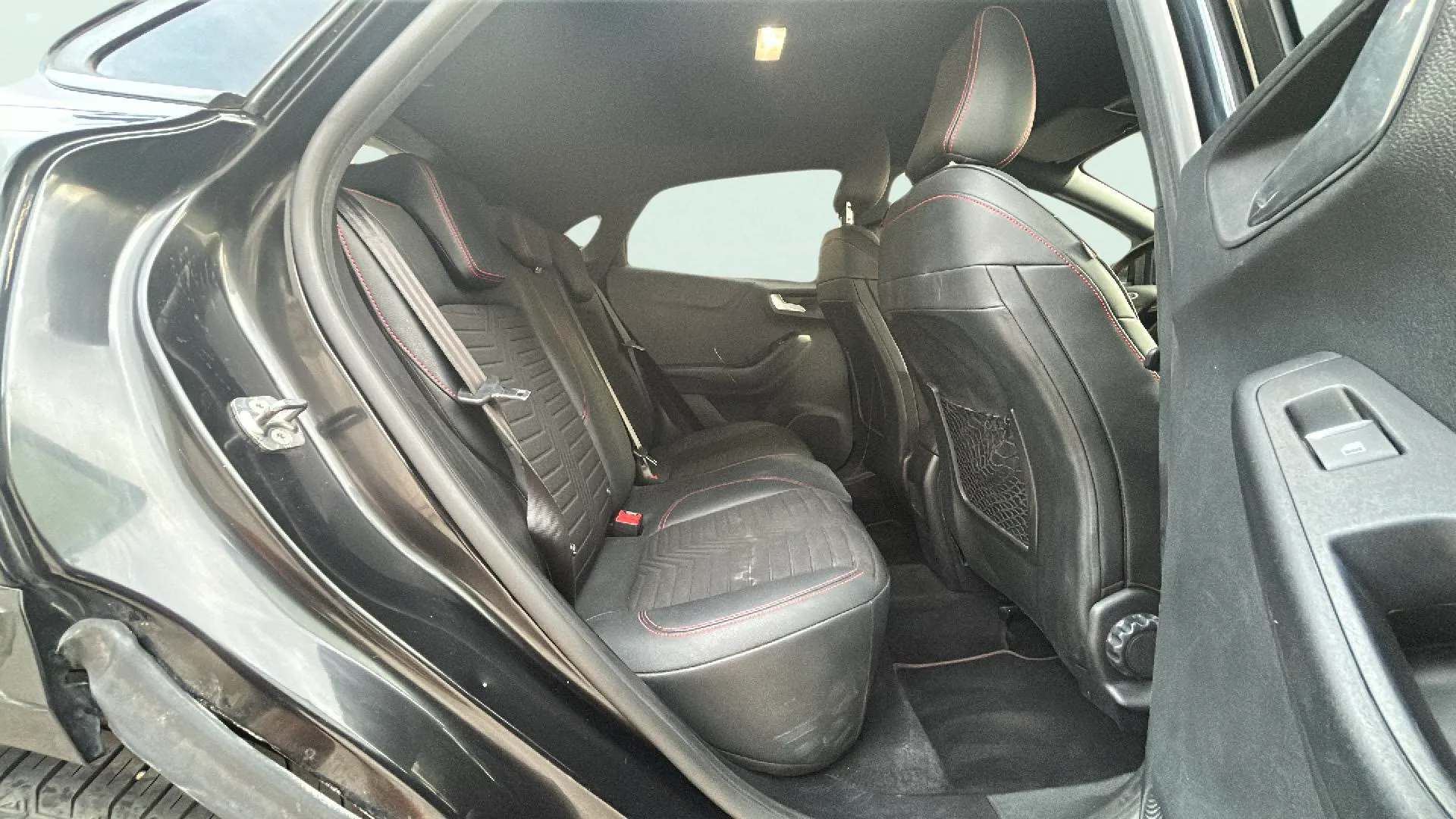 Ford Puma 1.0 EcoBoost ST-Line MHEV - foto 16