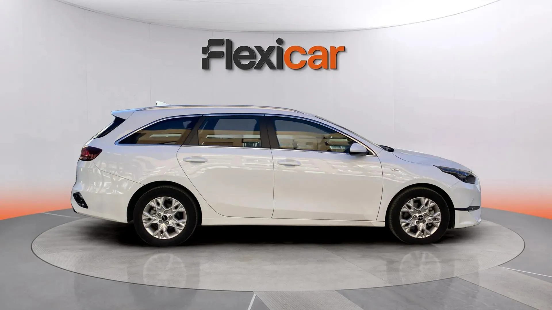 Kia Ceed Tourer 1.0 T-GDi Concept - foto 4