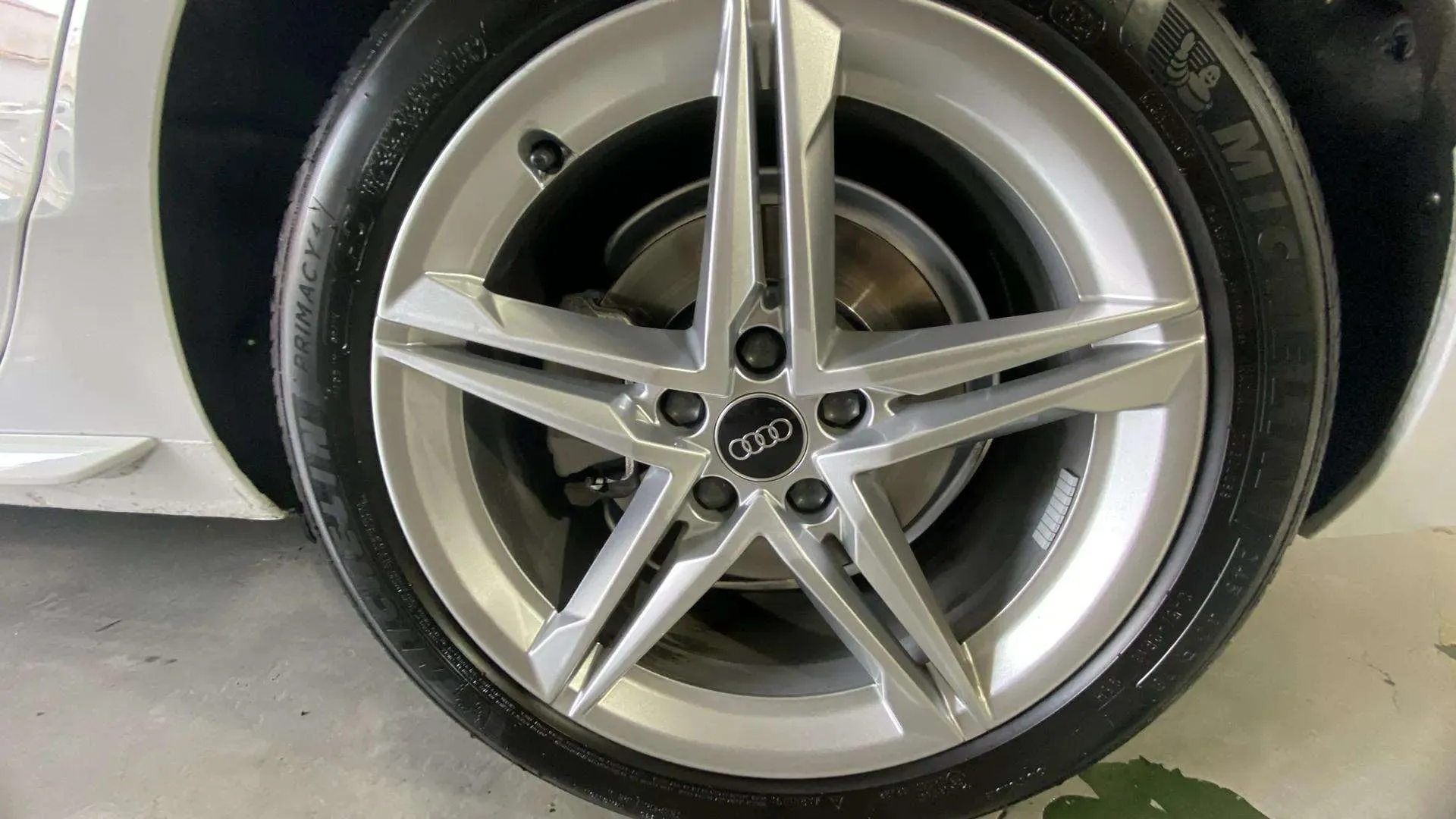 Audi A4 Advanced 35 TDI S tronic - foto 23