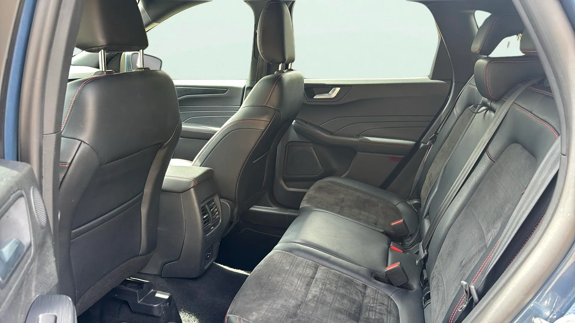 Ford Kuga ST-Line 1.5T EcoBoost - foto 20