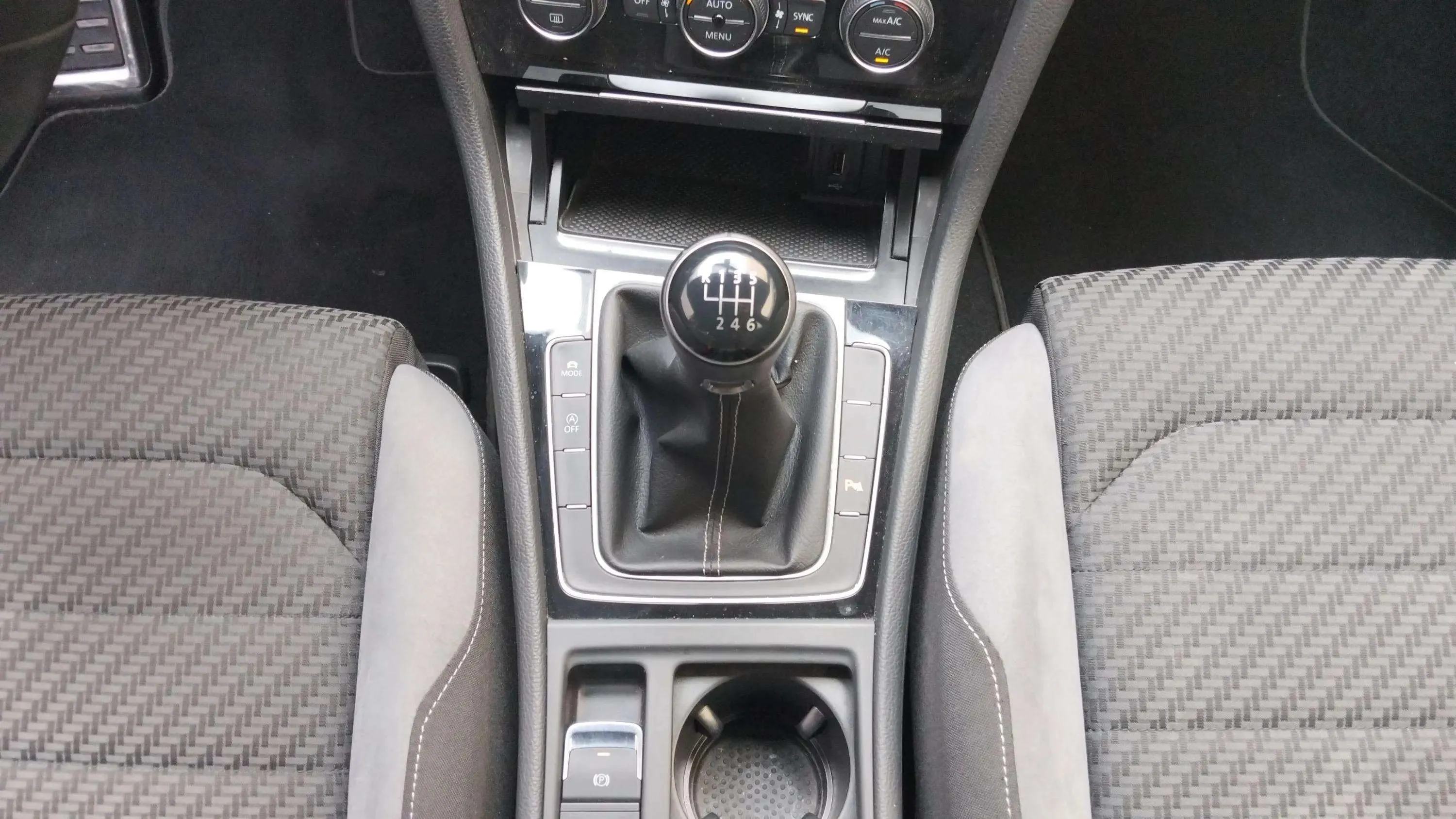 Volkswagen Golf Sport 1.5 TSI EVO Variant - foto 13