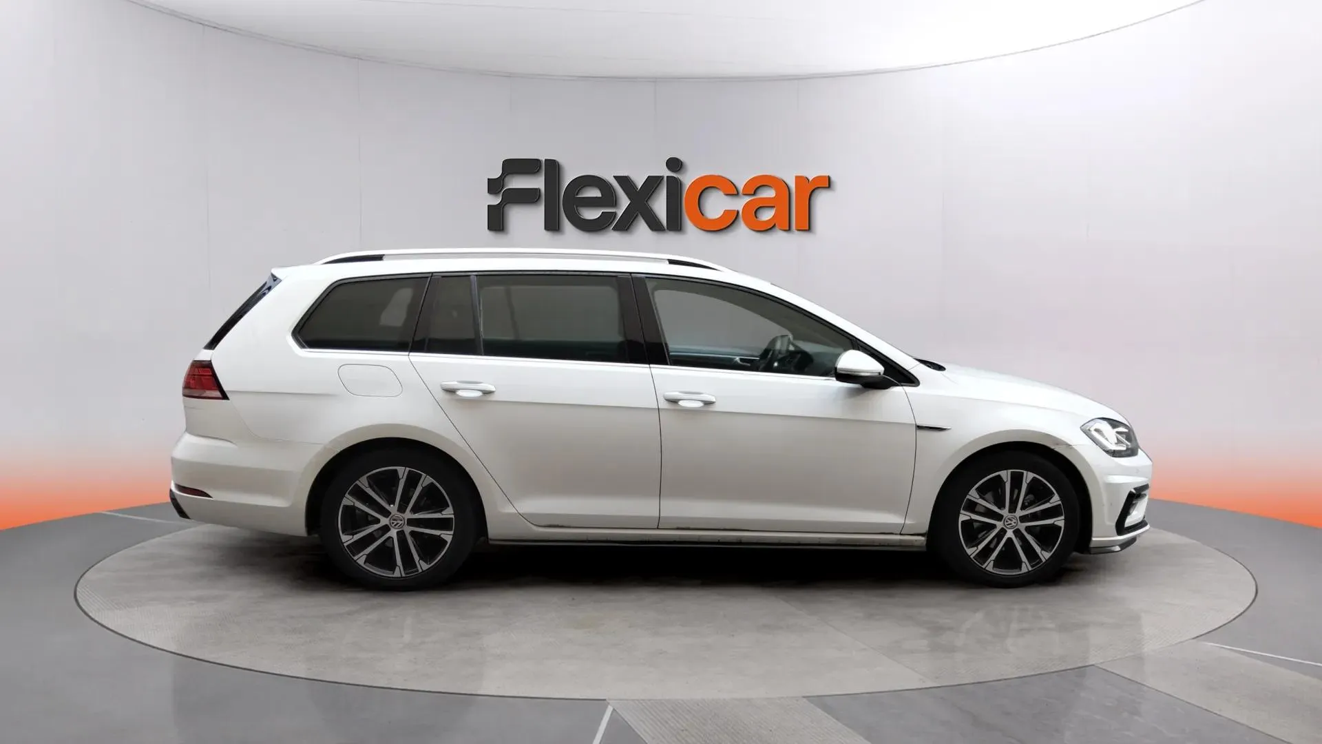 Volkswagen Golf Sport 1.5 TSI EVO Variant - foto 3