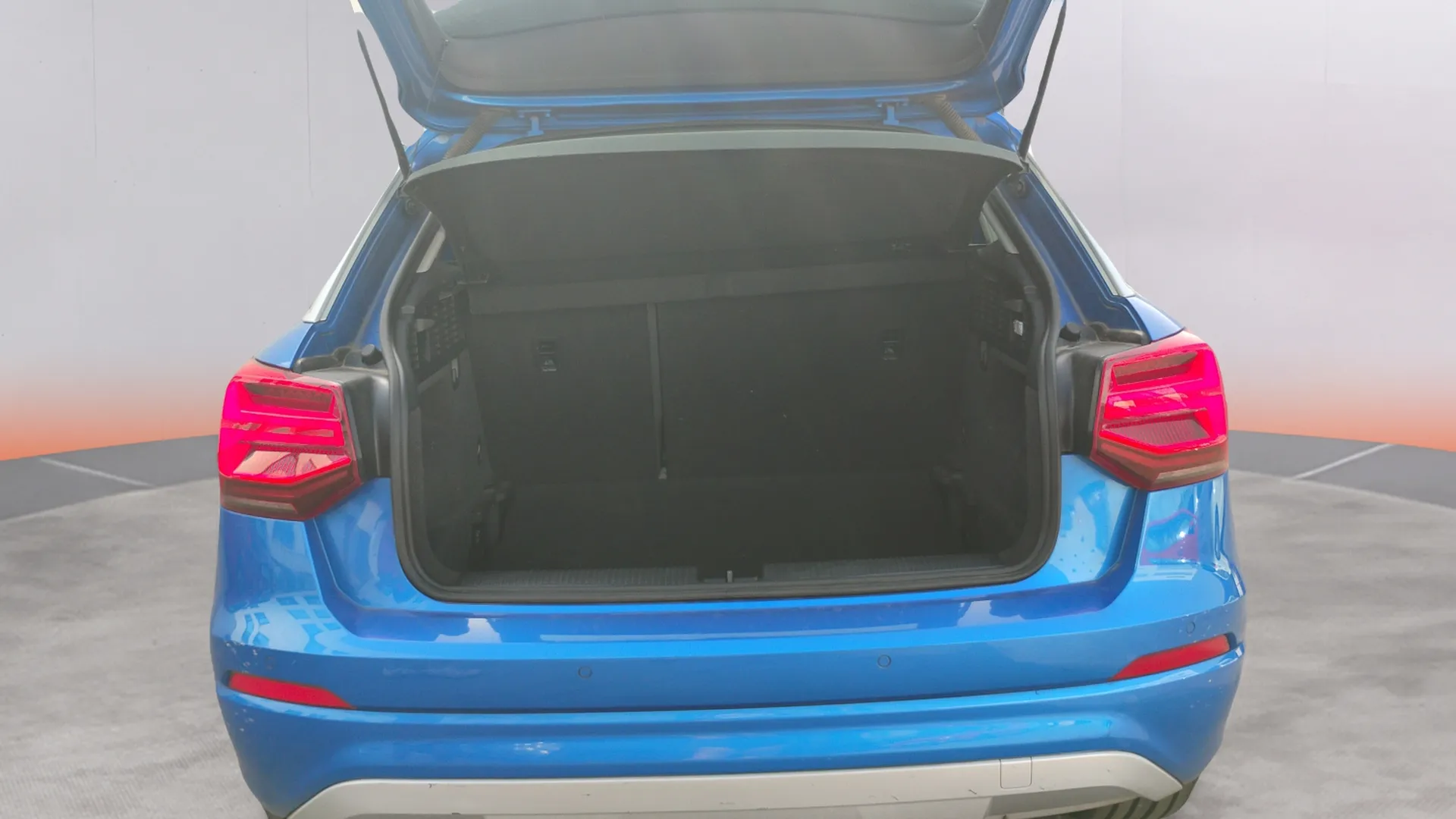 Audi Q2 Advanced 30 TFSI - foto 6