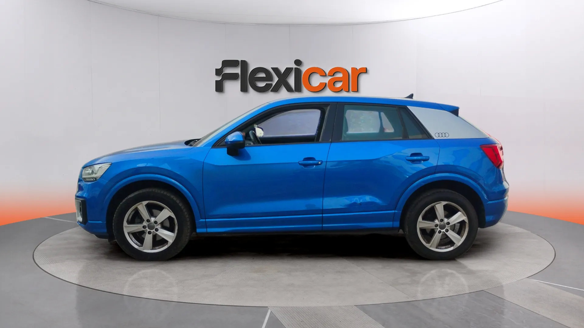 Audi Q2 Advanced 30 TFSI - foto 4