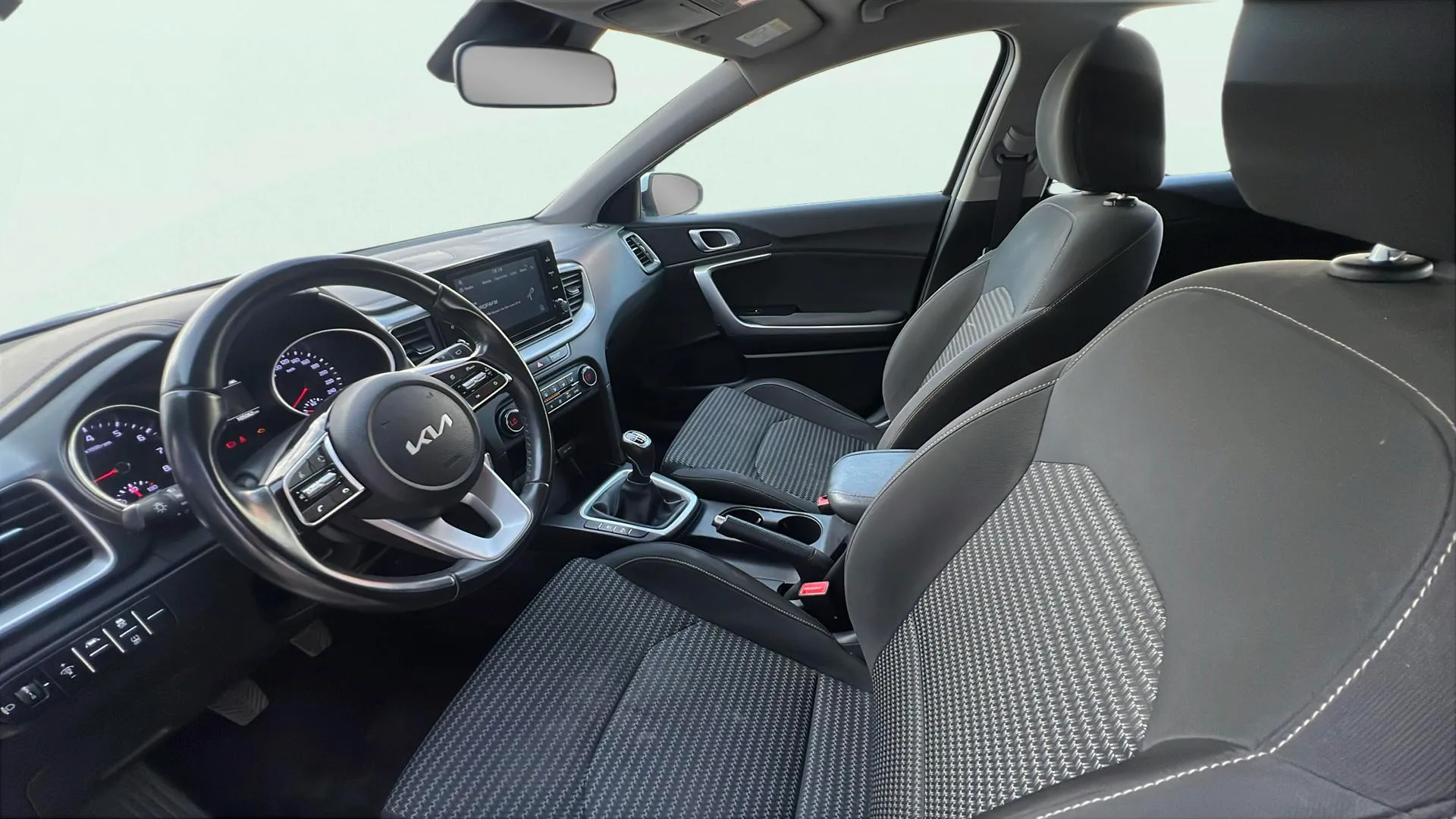 Kia Ceed 1.0 T-GDi Concept - foto 9