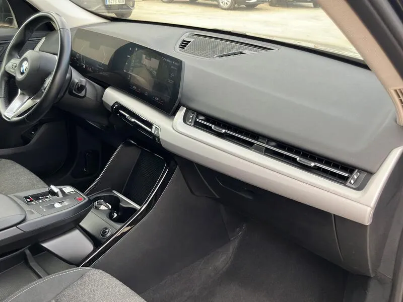 BMW X1 sDrive18d - foto 29