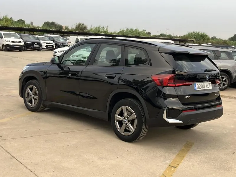 BMW X1 sDrive18d - foto 4