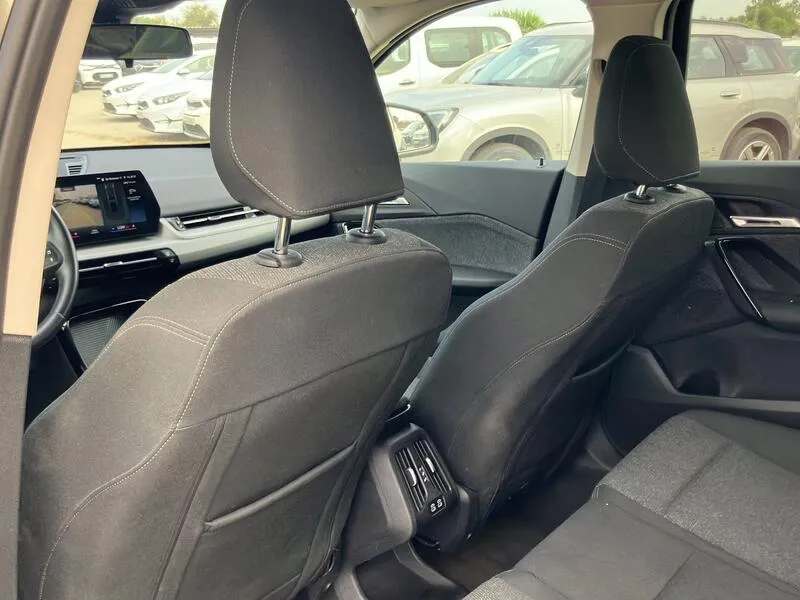 BMW X1 sDrive18d - foto 34