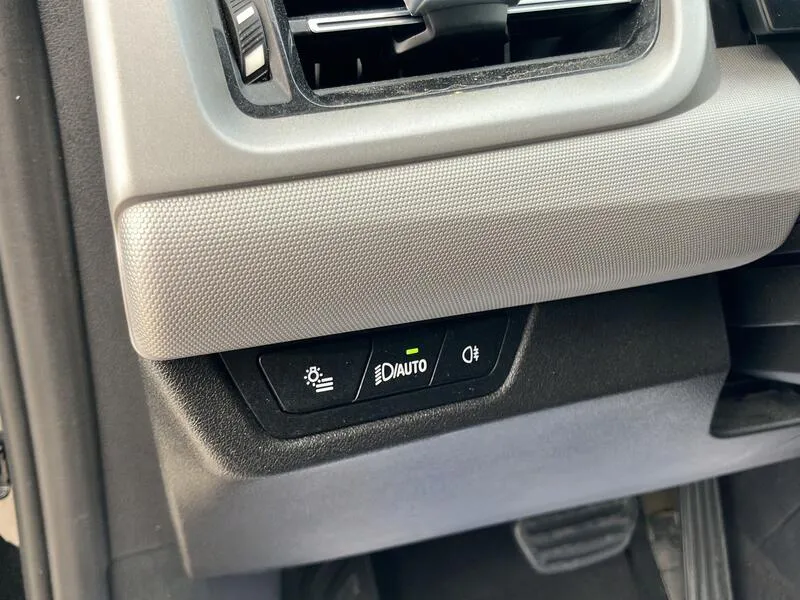 BMW X1 sDrive18d - foto 37