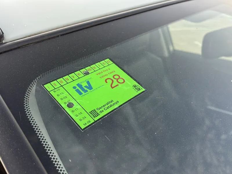 Toyota RAV4 2.5l 220H Advance Plus - foto 14