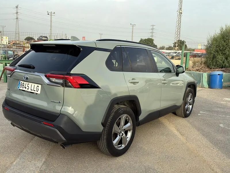 Toyota RAV4 2.5l 220H Advance Plus - foto 6