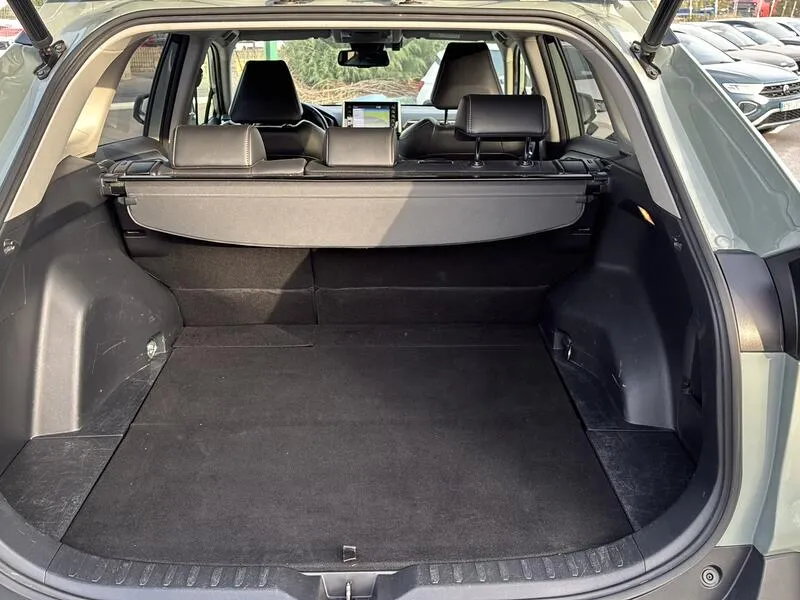 Toyota RAV4 2.5l 220H Advance Plus - foto 23