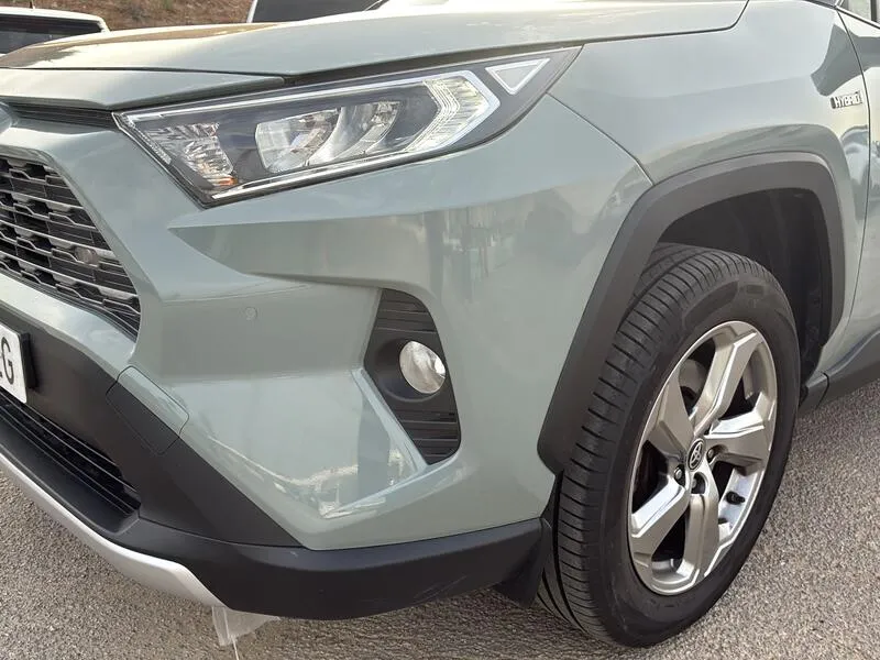 Toyota RAV4 2.5l 220H Advance Plus - foto 32