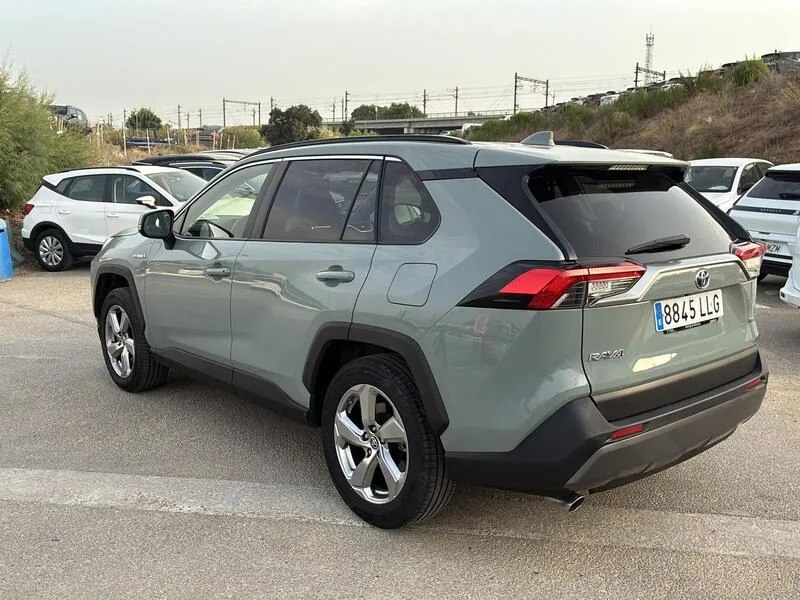 Toyota RAV4 2.5l 220H Advance Plus - foto 4