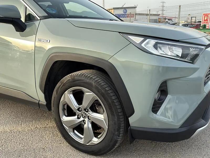 Toyota RAV4 2.5l 220H Advance Plus - foto 10