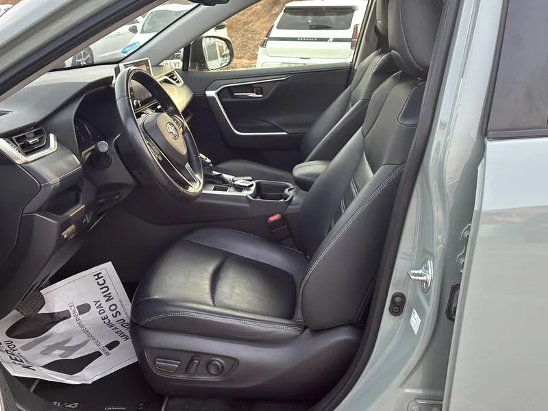 Toyota RAV4 2.5l 220H Advance Plus - foto 34