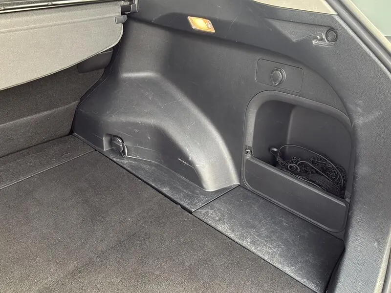 Toyota RAV4 2.5l 220H Advance Plus - foto 25