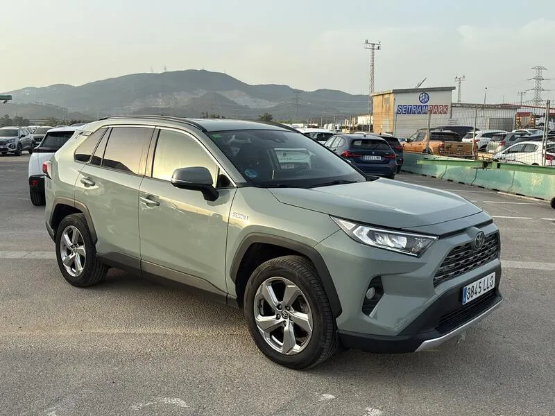 Toyota RAV4 2.5l 220H Advance Plus - foto 8