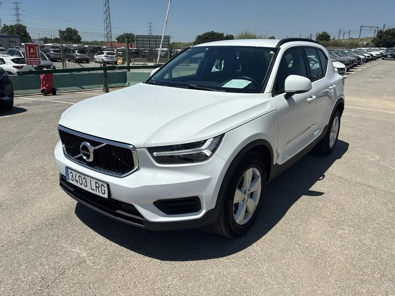 Volvo XC40 1.5 T2 Momentum Core