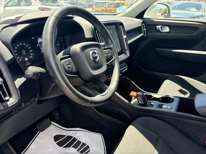 Volvo XC40 1.5 T2 Momentum Core - foto 30