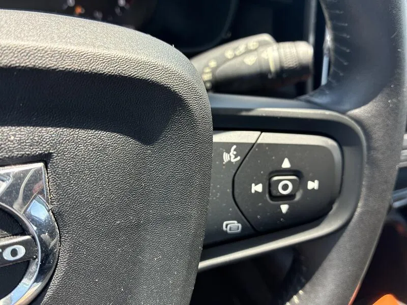 Volvo XC40 1.5 T2 Momentum Core - foto 32