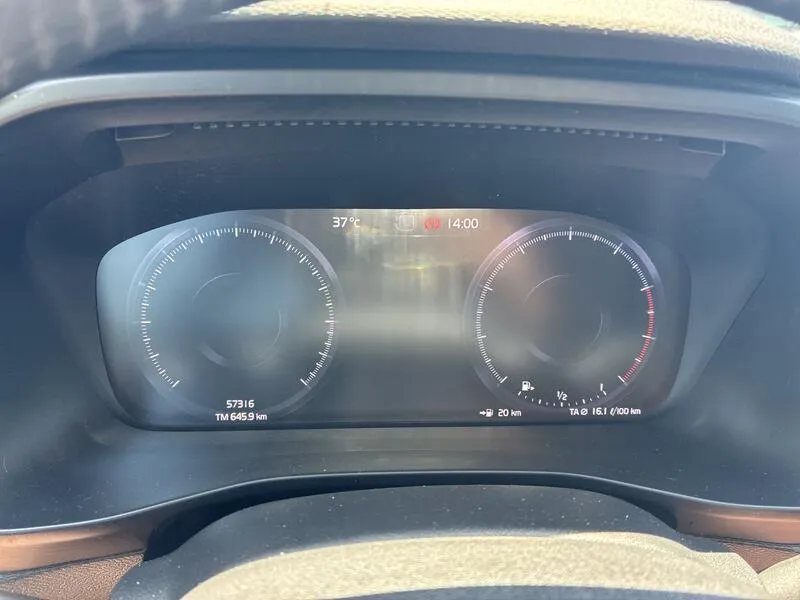 Volvo XC40 1.5 T2 Momentum Core - foto 33