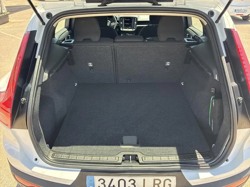 Volvo XC40 1.5 T2 Momentum Core - foto 13