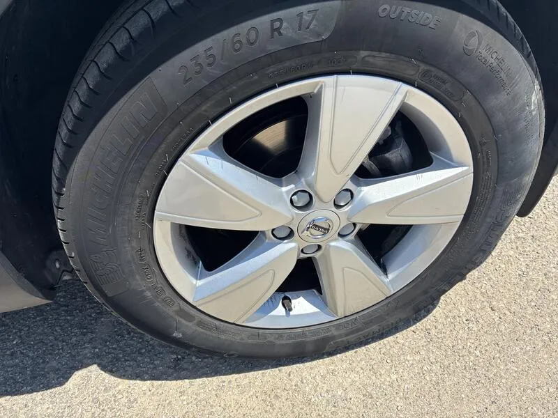 Volvo XC40 1.5 T2 Momentum Core - foto 17