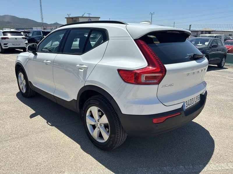 Volvo XC40 1.5 T2 Momentum Core - foto 4