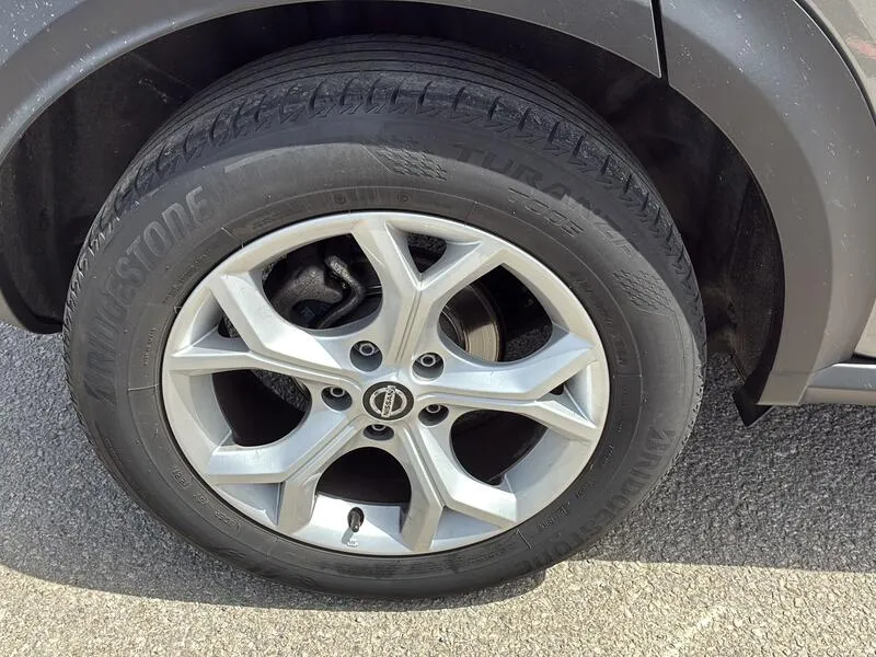 Nissan Juke DIG-T DCT N-Connecta (AC2) - foto 17