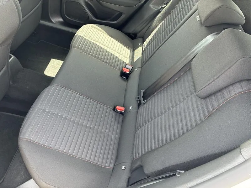 Peugeot 2008 Active Pack BlueHDi - foto 27