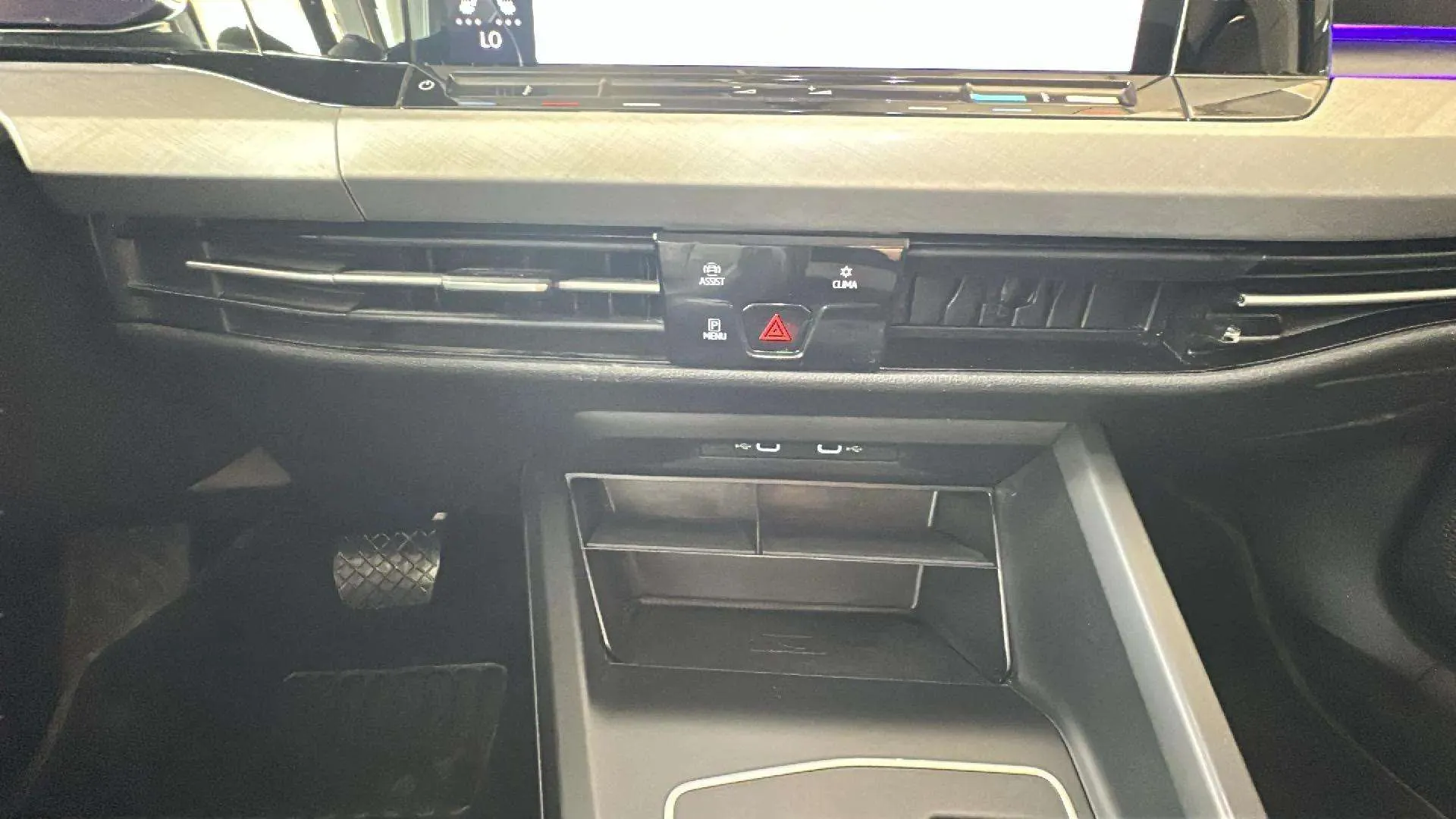 Volkswagen Golf Advance 2.0 TDI DSG - foto 13