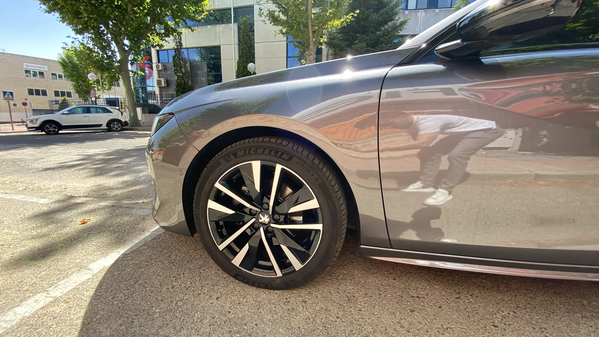 Peugeot 508 SW GT BlueHDi 130 EAT8 - foto 17