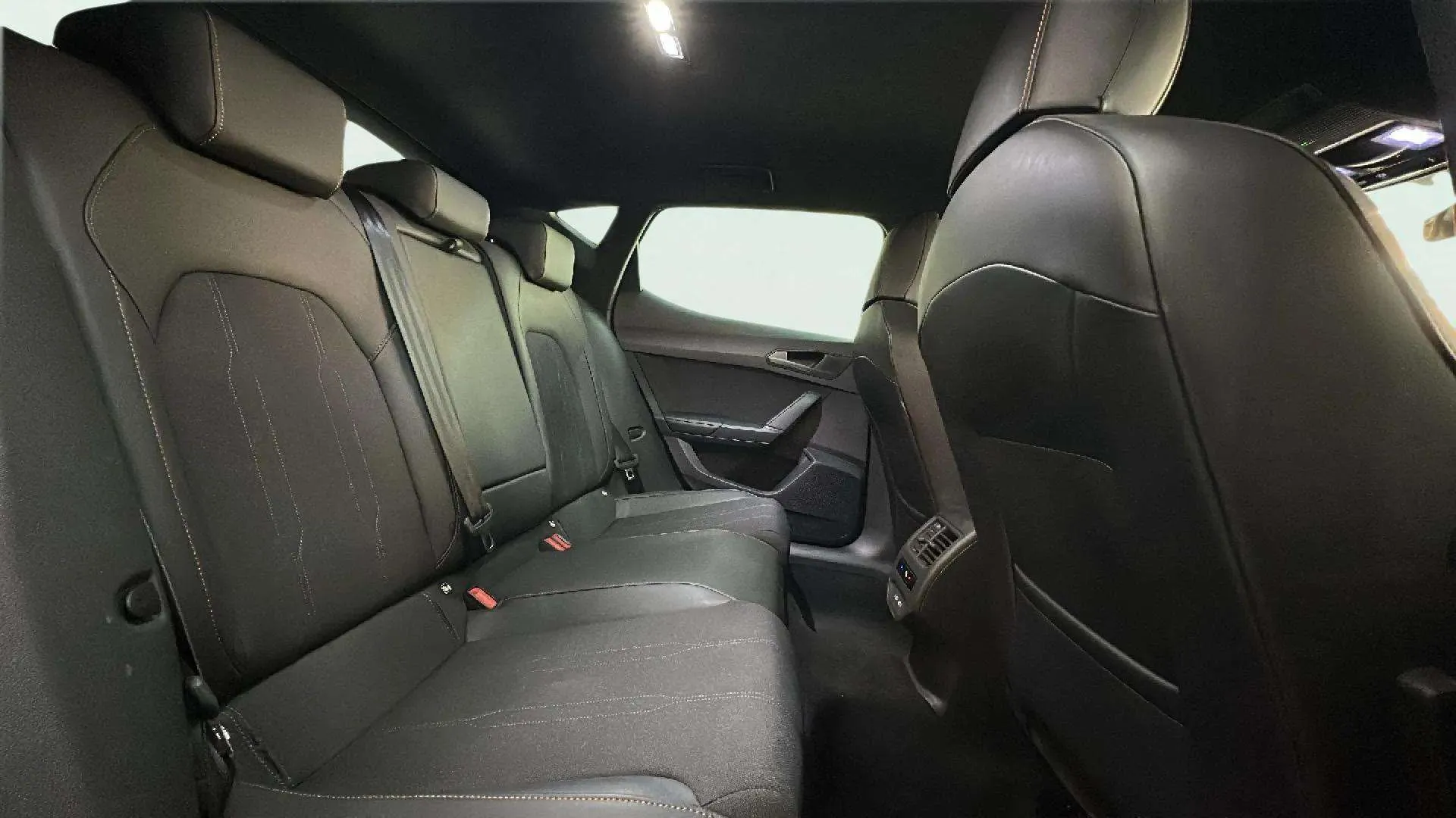 Cupra León SP 1.5 TSI e-Hybrid 150W DSG - foto 17