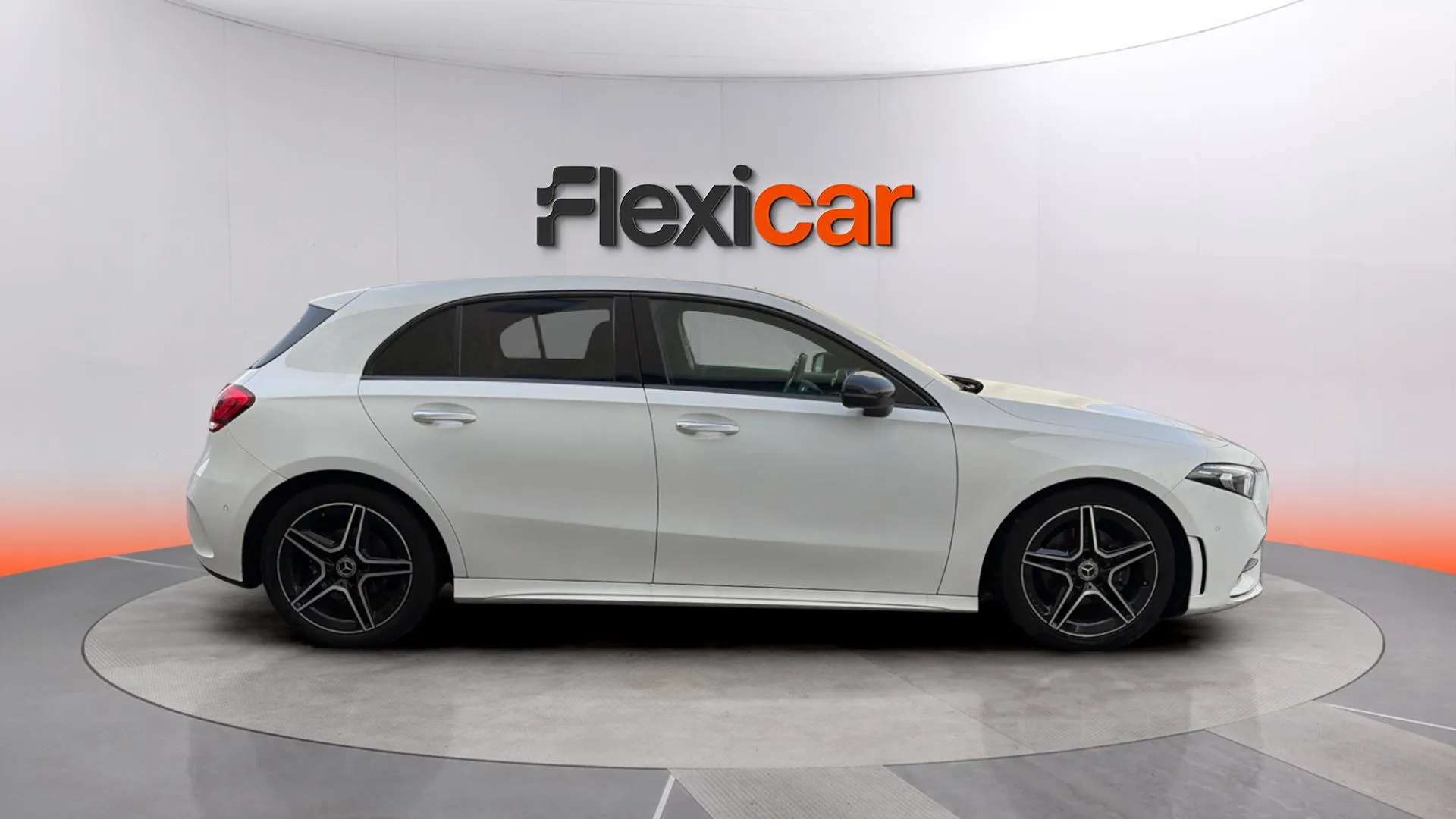 Mercedes-Benz Clase A A 180 d - foto 8