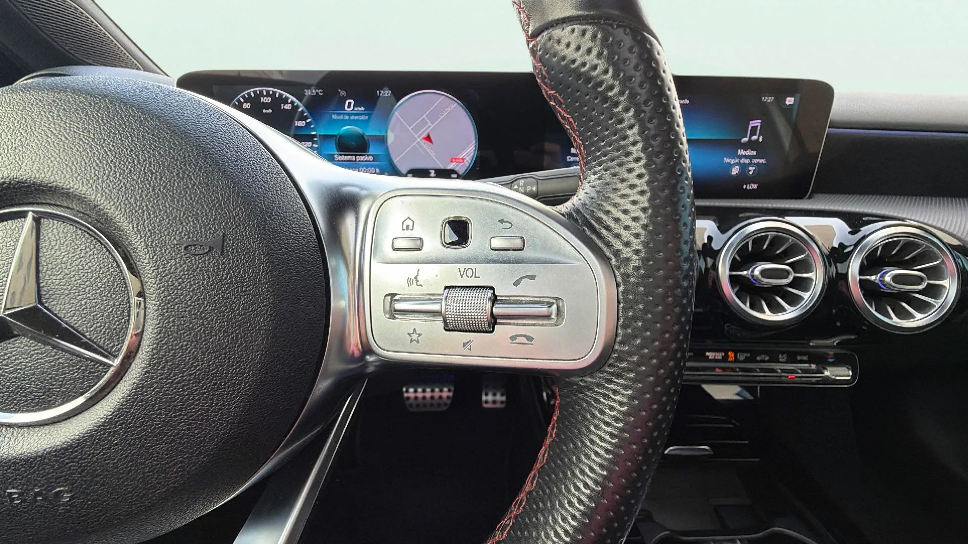 Mercedes-Benz Clase A A 180 d - foto 22