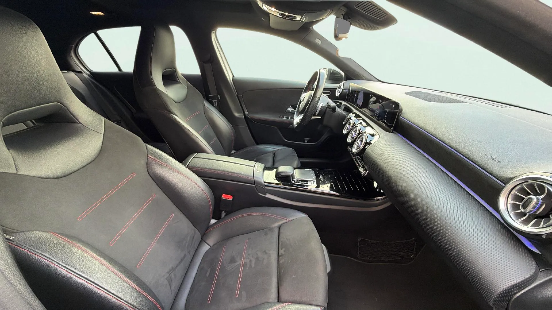 Mercedes-Benz Clase A A 180 d - foto 11
