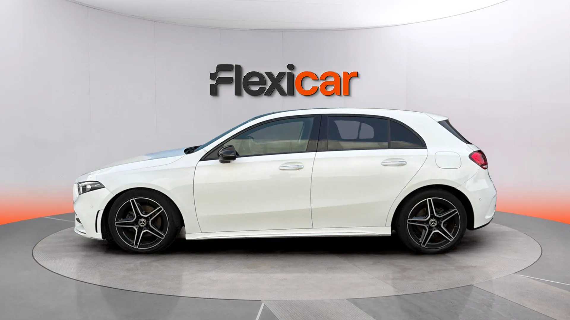 Mercedes-Benz Clase A A 180 d - foto 7