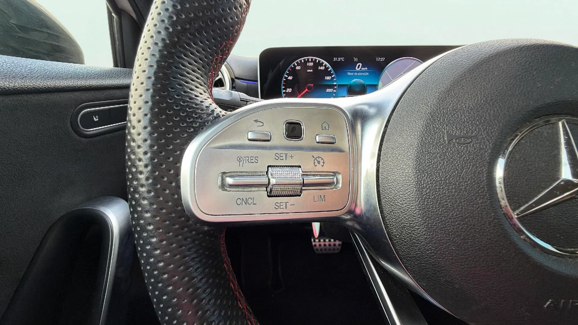 Mercedes-Benz Clase A A 180 d - foto 21